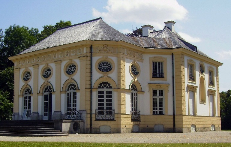 Badenburg im Schlosspark Nymphenburg