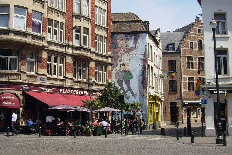 Rue du Marché au Charbon / Rue des Teinturiers