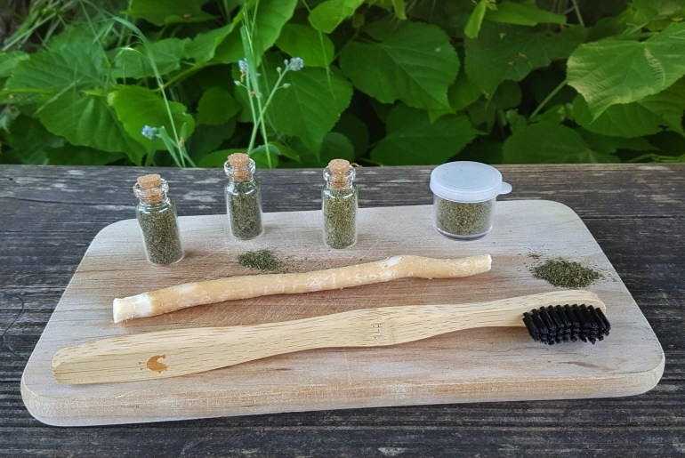 Outdoor-Zahnpflege