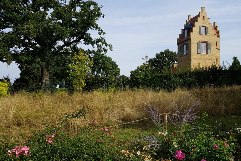 Spanischer Turm, Park Rosenhöhe