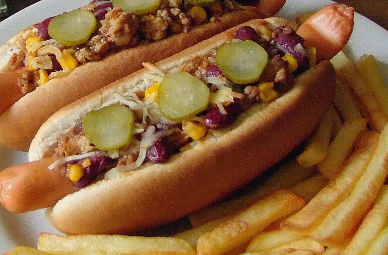 chili dog
